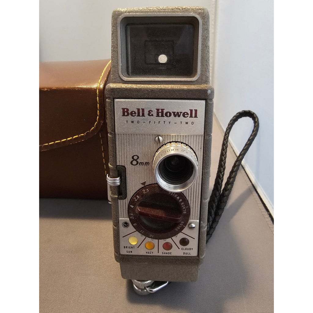 Vintage Bell & Howell Two-Fifty-Two - 8mm Camera w/Accessories & Case