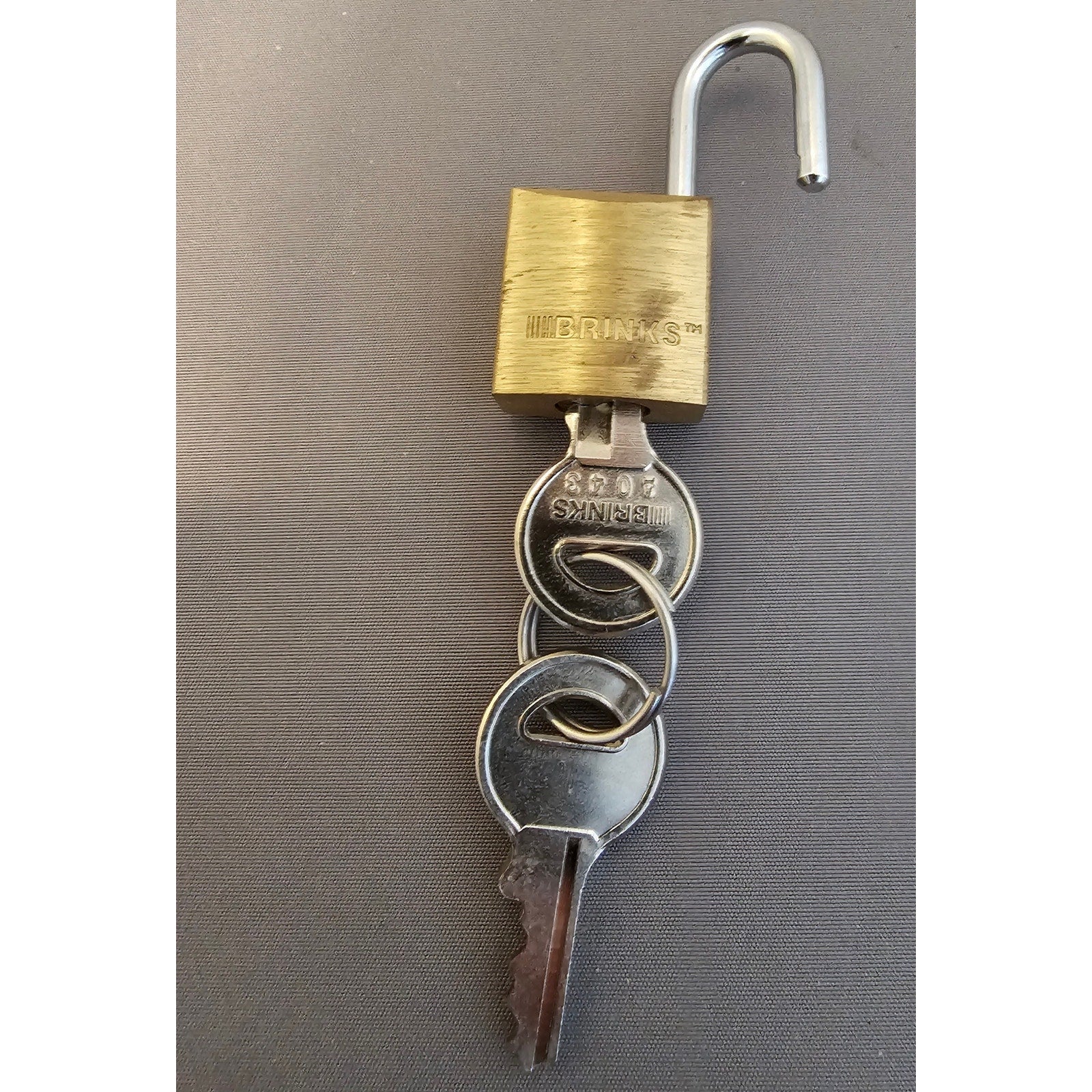 Vintage Brinks Hardened Miniature Luggage Padlock w/Keys - 1-3/8" x 3/4"- works