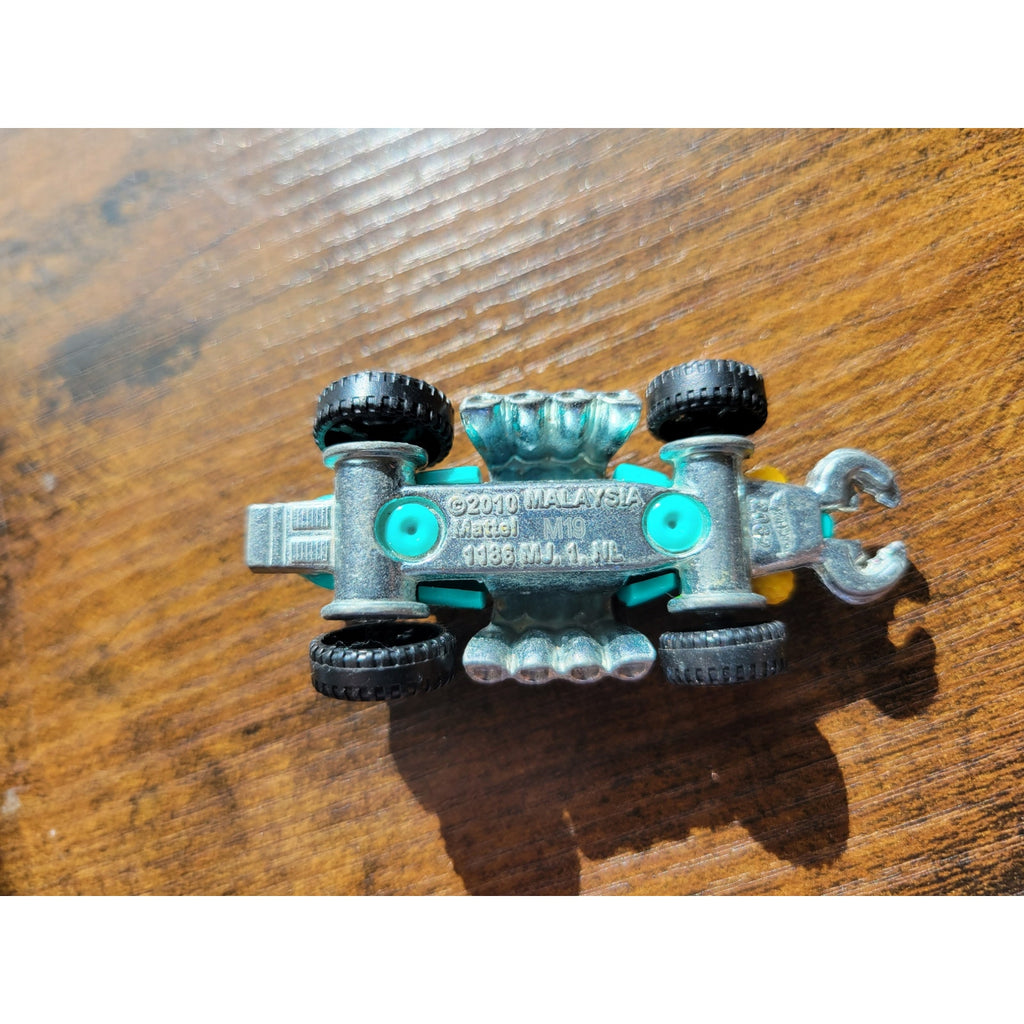 2010 Hot Wheels - Speed Demons Eevil Weevel 2062 Turquoise Scorpion - loose