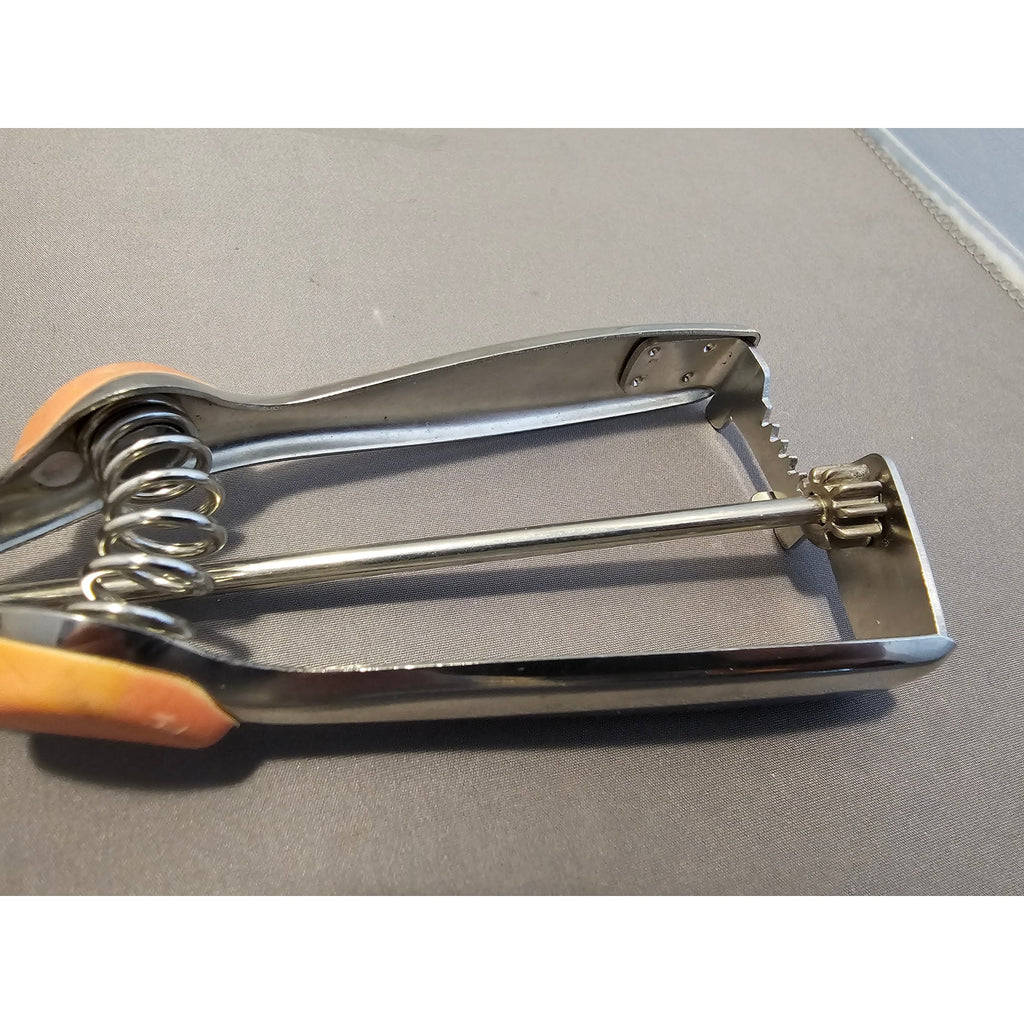 Vintage Nordic Ware 50 - 1-1/2" Ice Cream/Cookie Scoop - Red/Silver Handle
