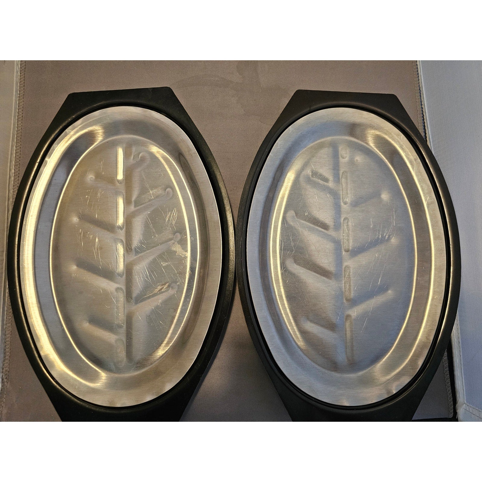 Lot of 2 Vintage Nordic Ware Platter Holder Steak/Fajita Server Plate