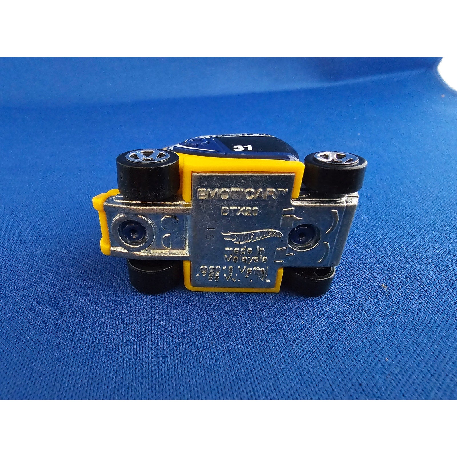2016 Hot Wheels - Emoticar DTX20 - Yellow/Blue - loose