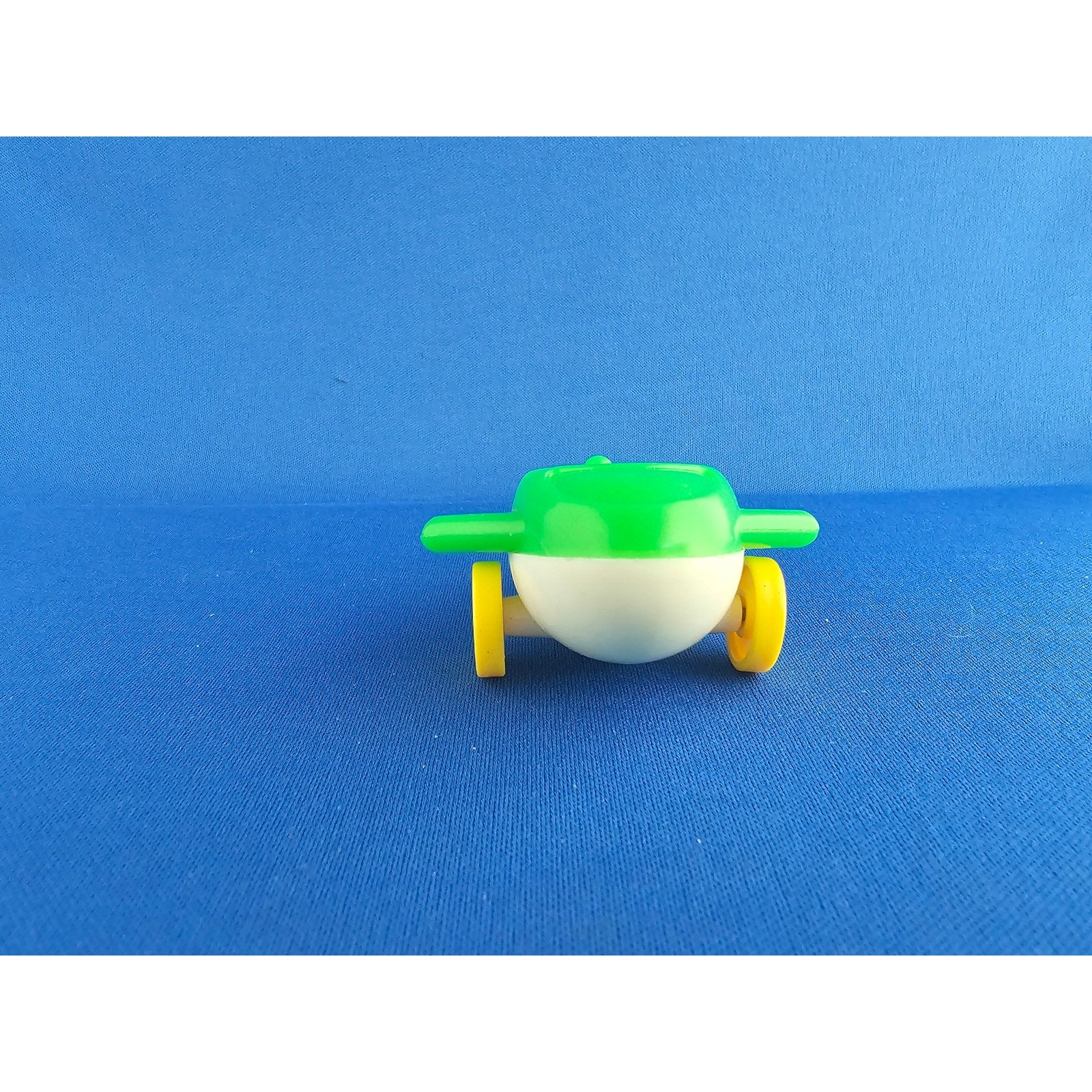 Vintage Fisher Price Little People Riders #656 -Green/White Baby Airplane FPT819