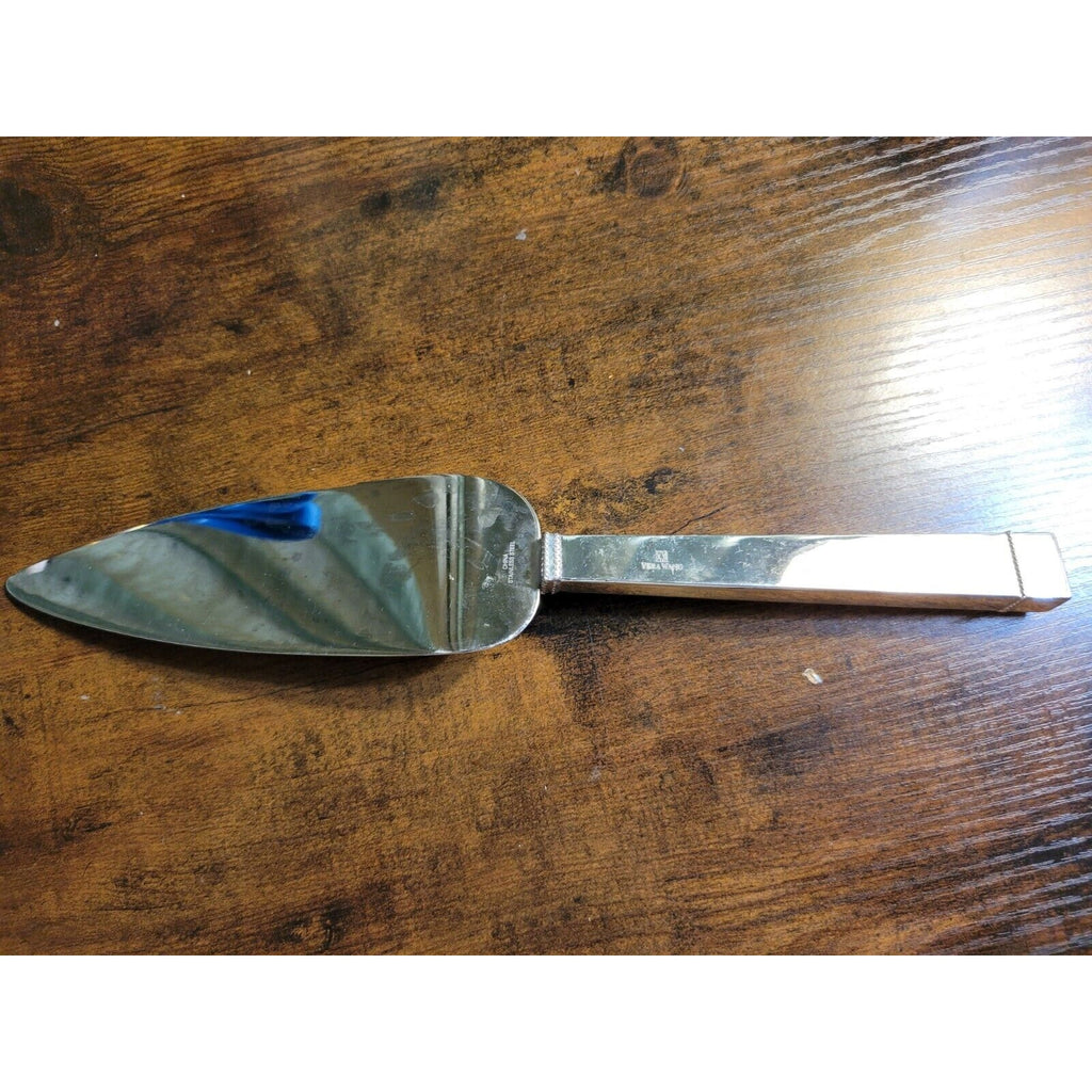 Wedgewood Vera Wang Love Knots Silverplated Wedding Cake Trowel - June 18, 2005