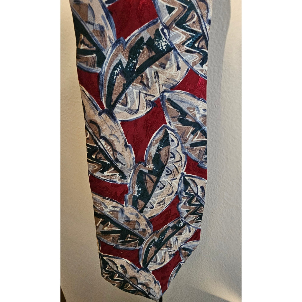 Vintage Robert Alan Men's Necktie - Red w/Pattern - 56" x 3-3/4"