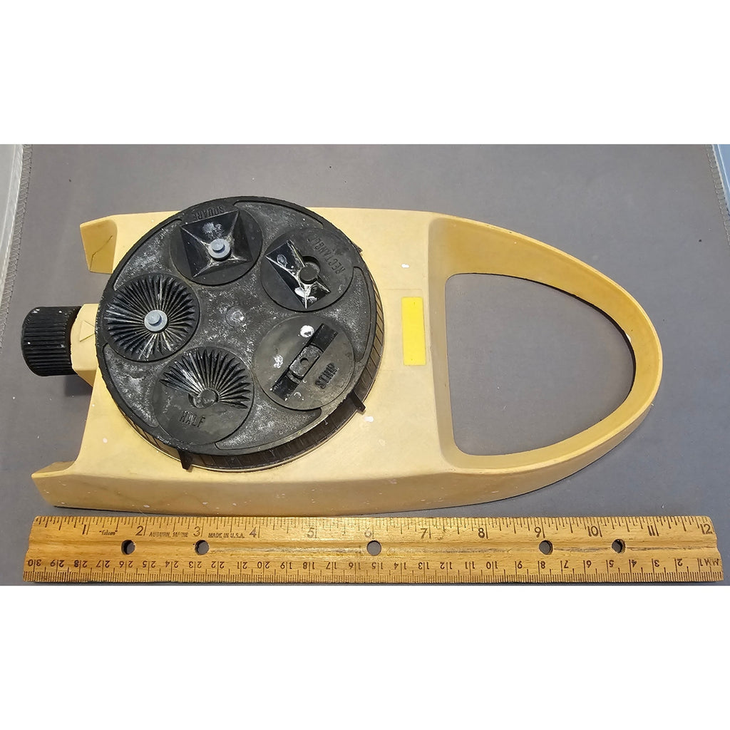 Vintage Nelson Adjustable 5-Settings Yellow Lawn Sprinkler