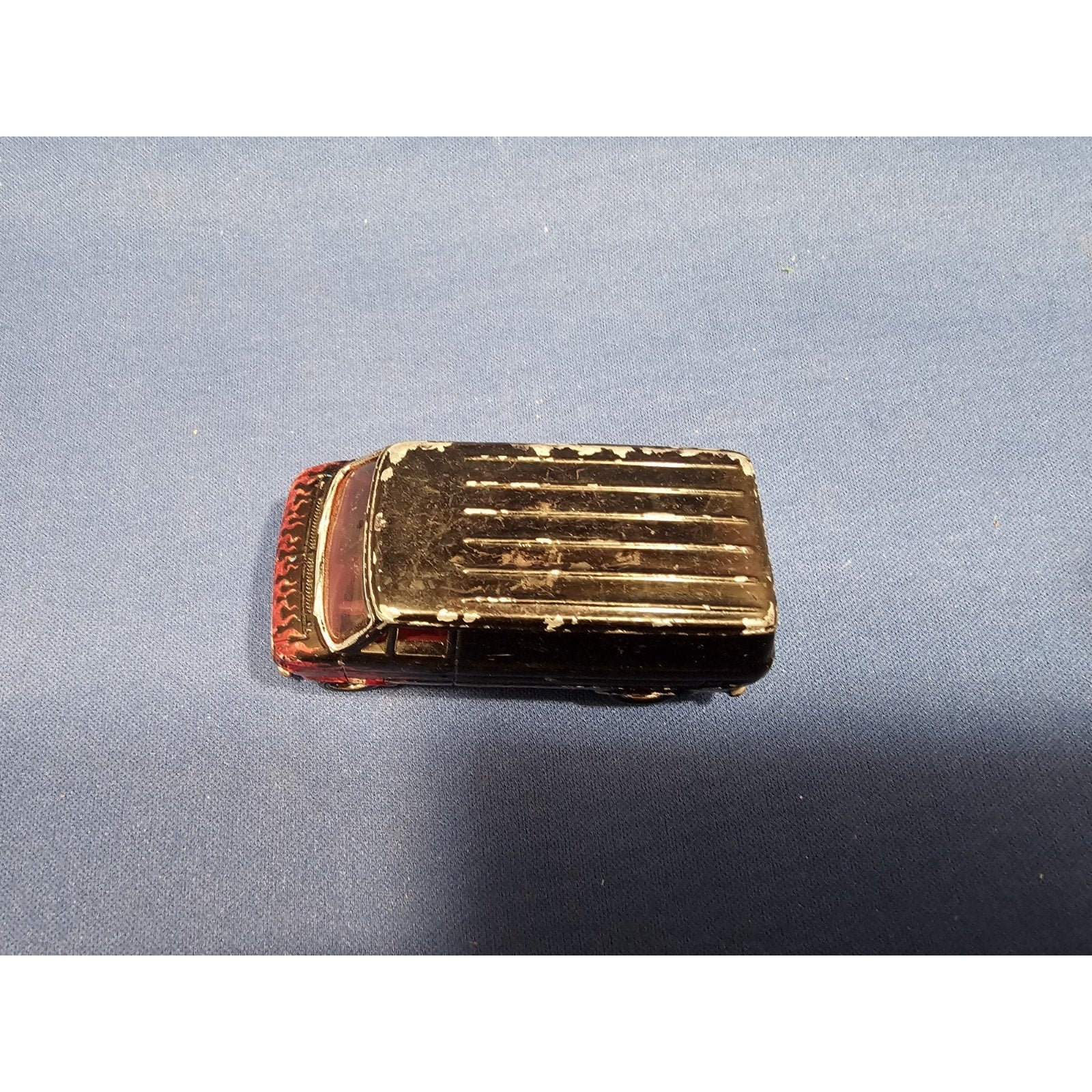 2002 Johnny Lightning Boogie Vans - 1977 Chevy G-20 w/Black Flames - loose