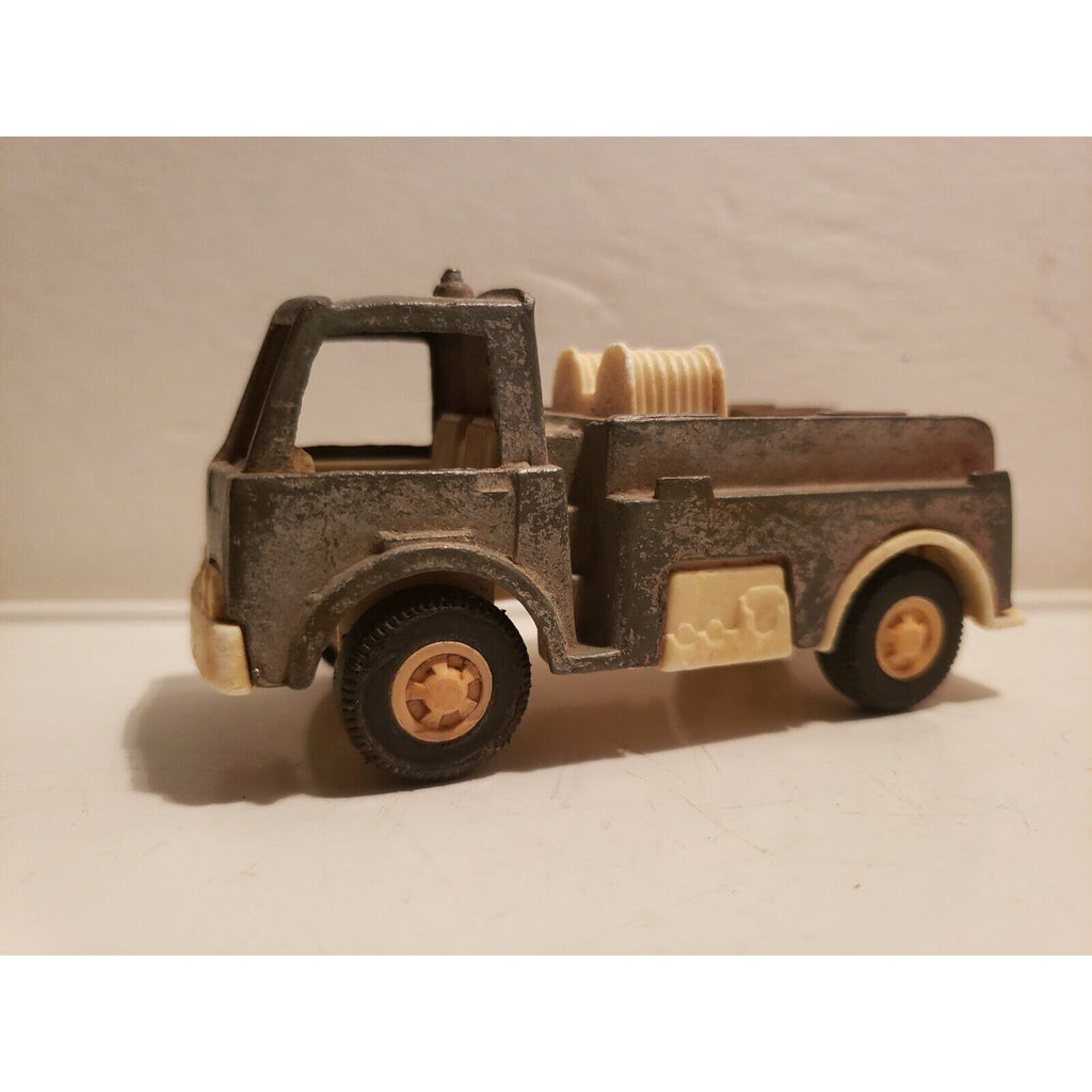 Vintage Tootsietoy Fire Pump Truck - Red and white Made in USA