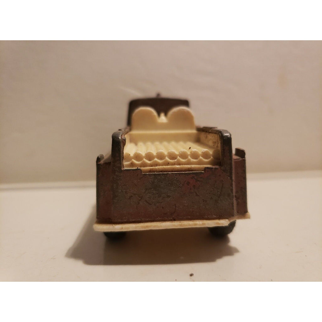 Vintage Tootsietoy Fire Pump Truck - Red and white Made in USA