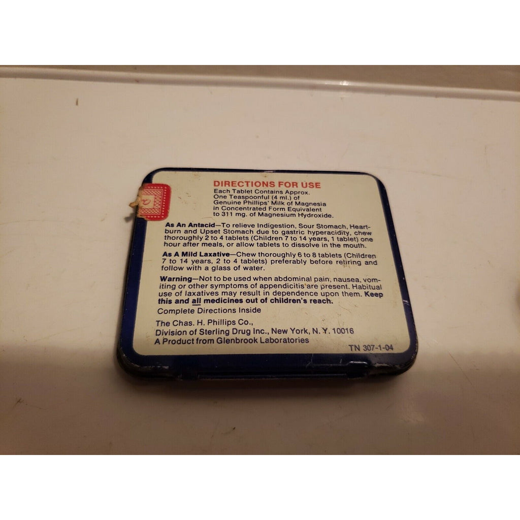 Vintage Phillips Magnesia Tablets Tin - 30 count - 4.8 grains each - 42 cents