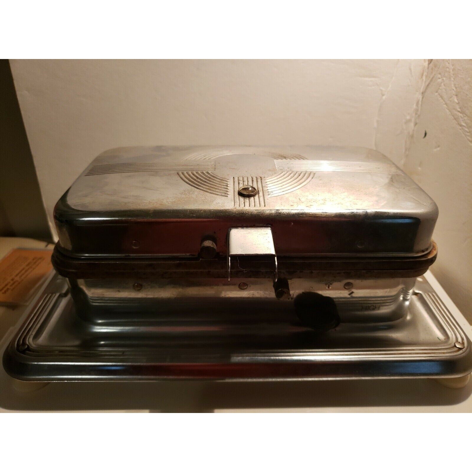 Vintage Montgomery Wards Electric Sandwich Maker/Griddle Toaster No 84MW86-2104A