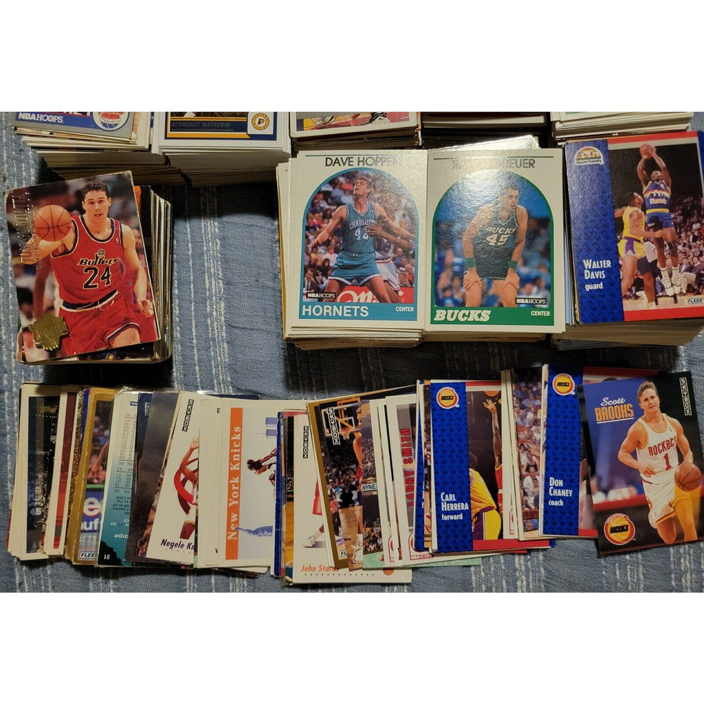 Lot of approx 1,000+ NBA Basketball Cards - Topps, Upper Deck, NBA Hoops, Panini