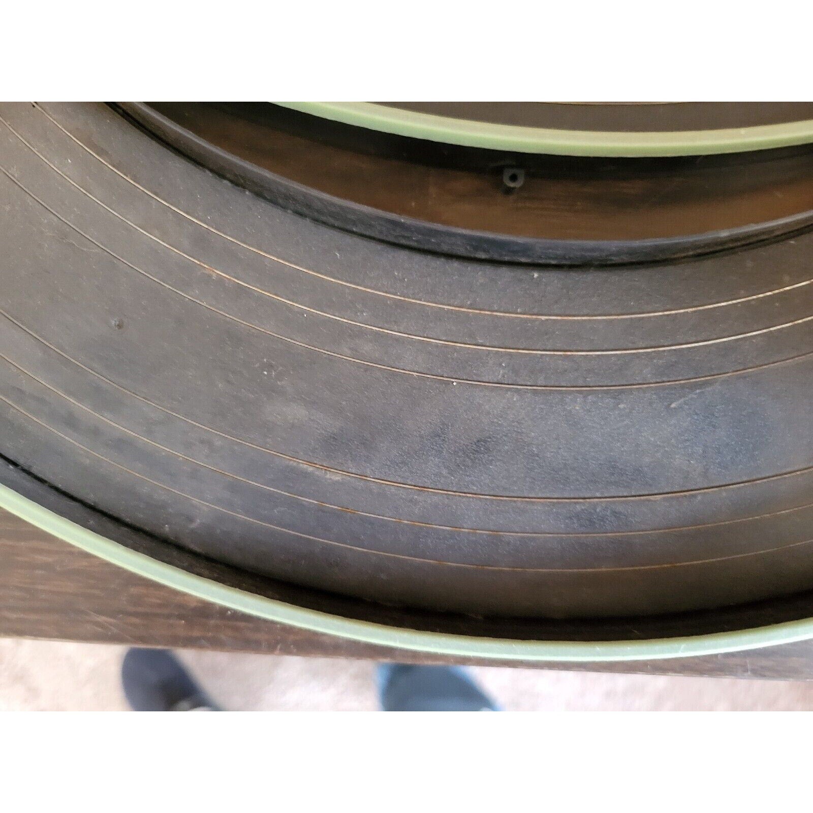 Lot of 2 Tyco B 5850 - 9" R 1/4 Circle/Curve Slotless Track Pieces - USA