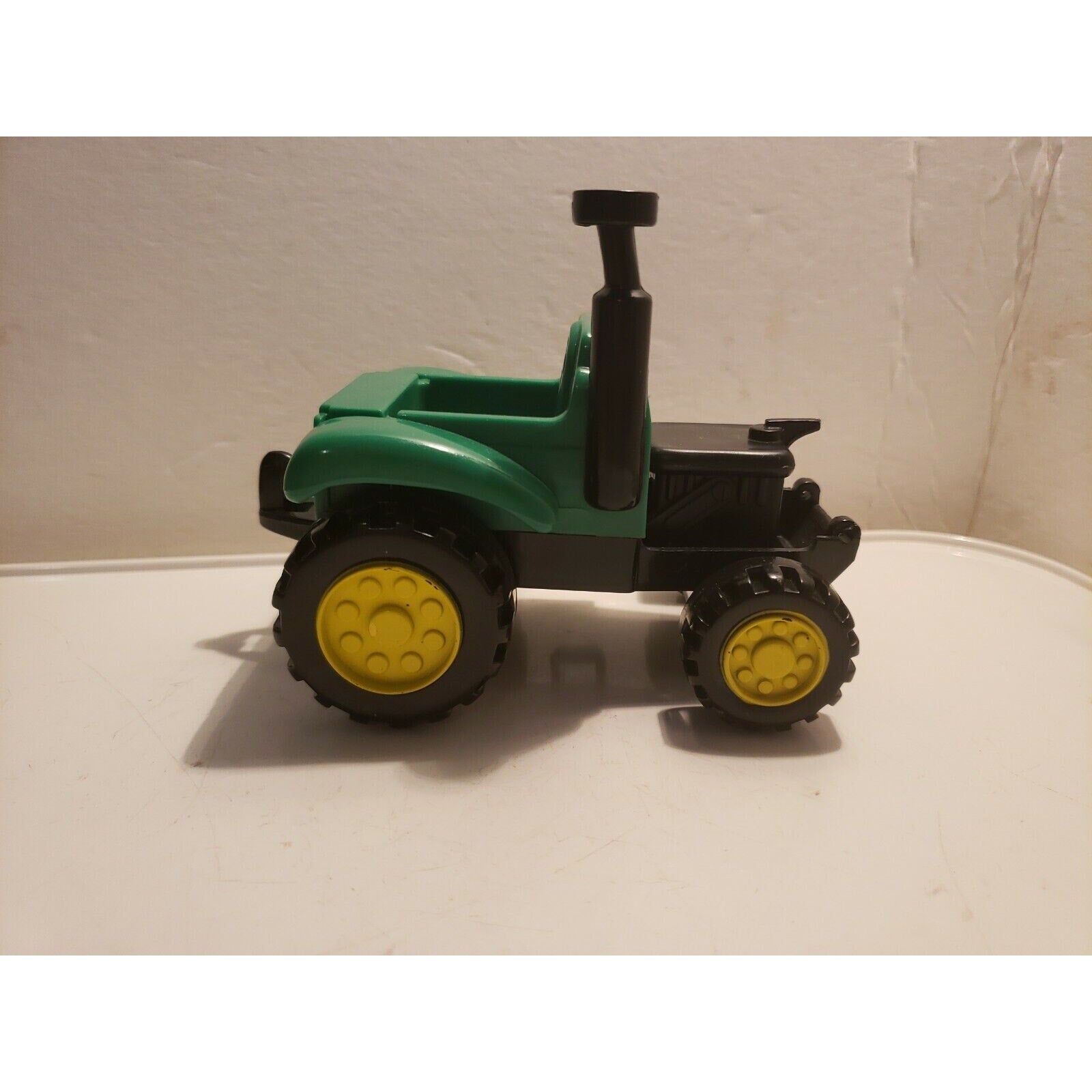 Ertl John Deere RC2 Toy Tractor - Fuel Gas Learning Curve